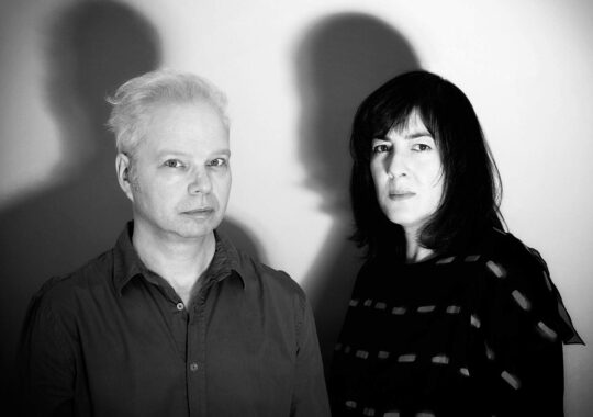 Damon & Naomi comparten ‘Oceans in Between’, nuevo sencillo de ‘A Sky Record’