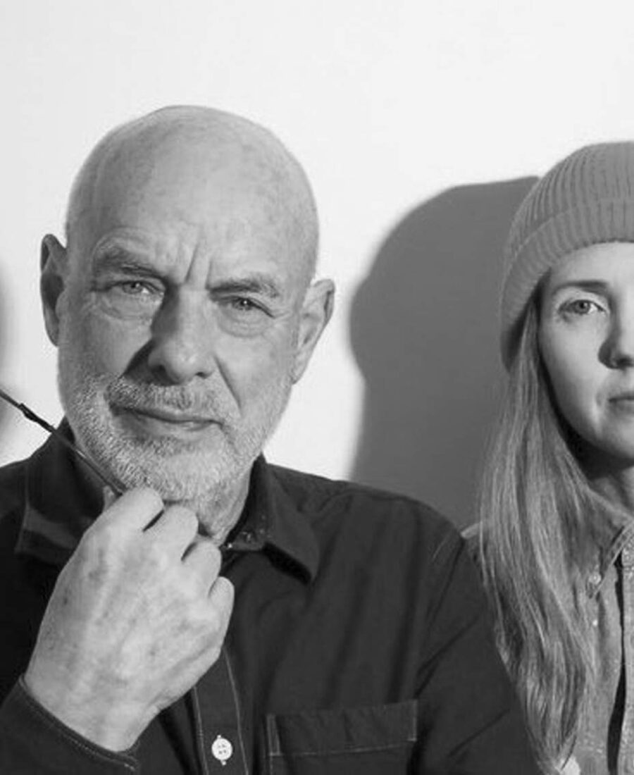 Brian Eno y Beatie Wolfe lanzan dos álbumes en colaboración