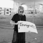 Kim Gordon estrena versión de ‘Bye Bye’ con palabras censuradas por Trump