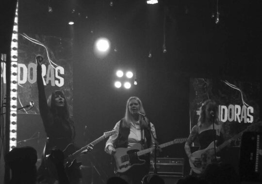 El garage rock de The Pandoras estalla en CDMX