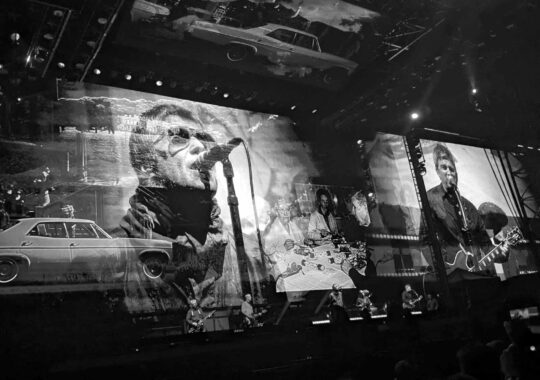 A un paso del escenario: Oasis en Ciudad de México